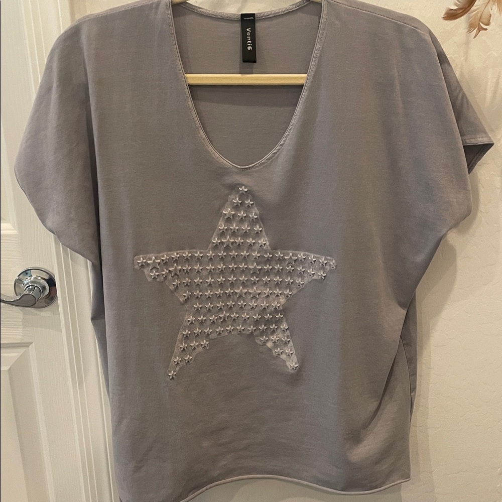 Venti6 STAR Embossed Oversized Top